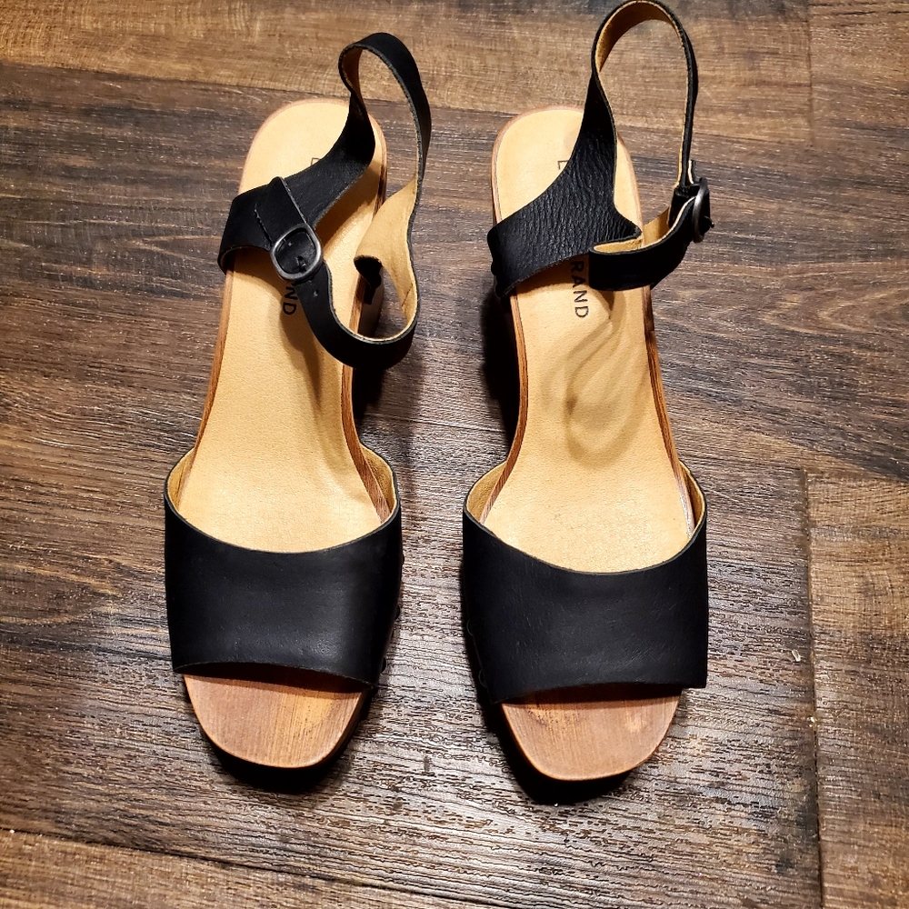 Lucky Brand 8.5/39 Open Toe Black Leather Wooden Platform Wedge Heels Za…